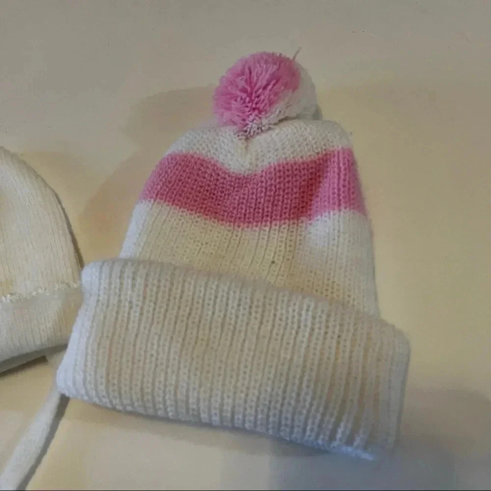 Vintage Newborn Baby Infant Toddler Knit Hat Beanie Lot Of 2 Acrylic - Picture 2 of 6